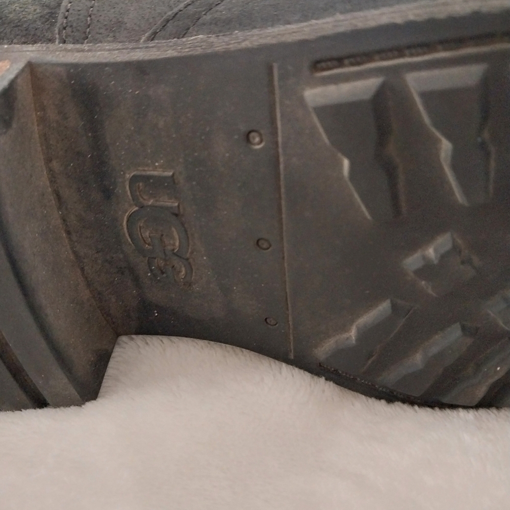 Boots - Picture 5 of 6